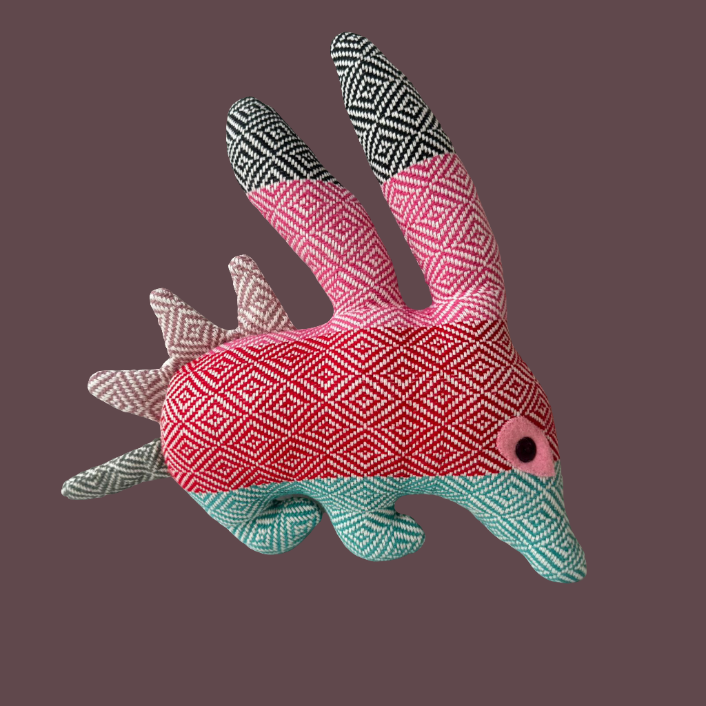 Alebrije puercoespín/armadillo/conejo