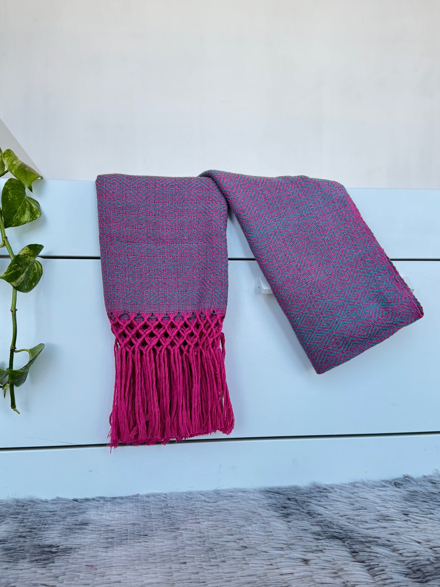 Rebozo de telar base rosa mexicano