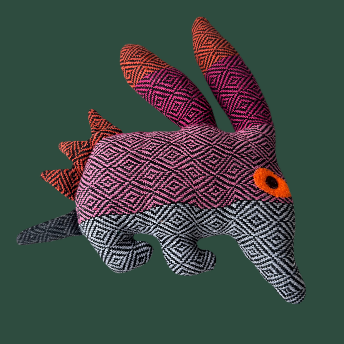 Alebrije puercoespín/armadillo/conejo