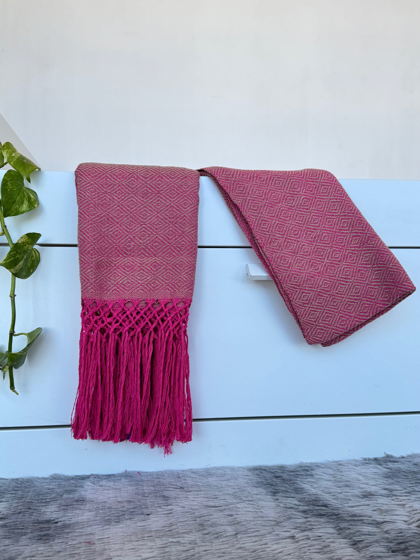 Rebozo de telar base rosa mexicano