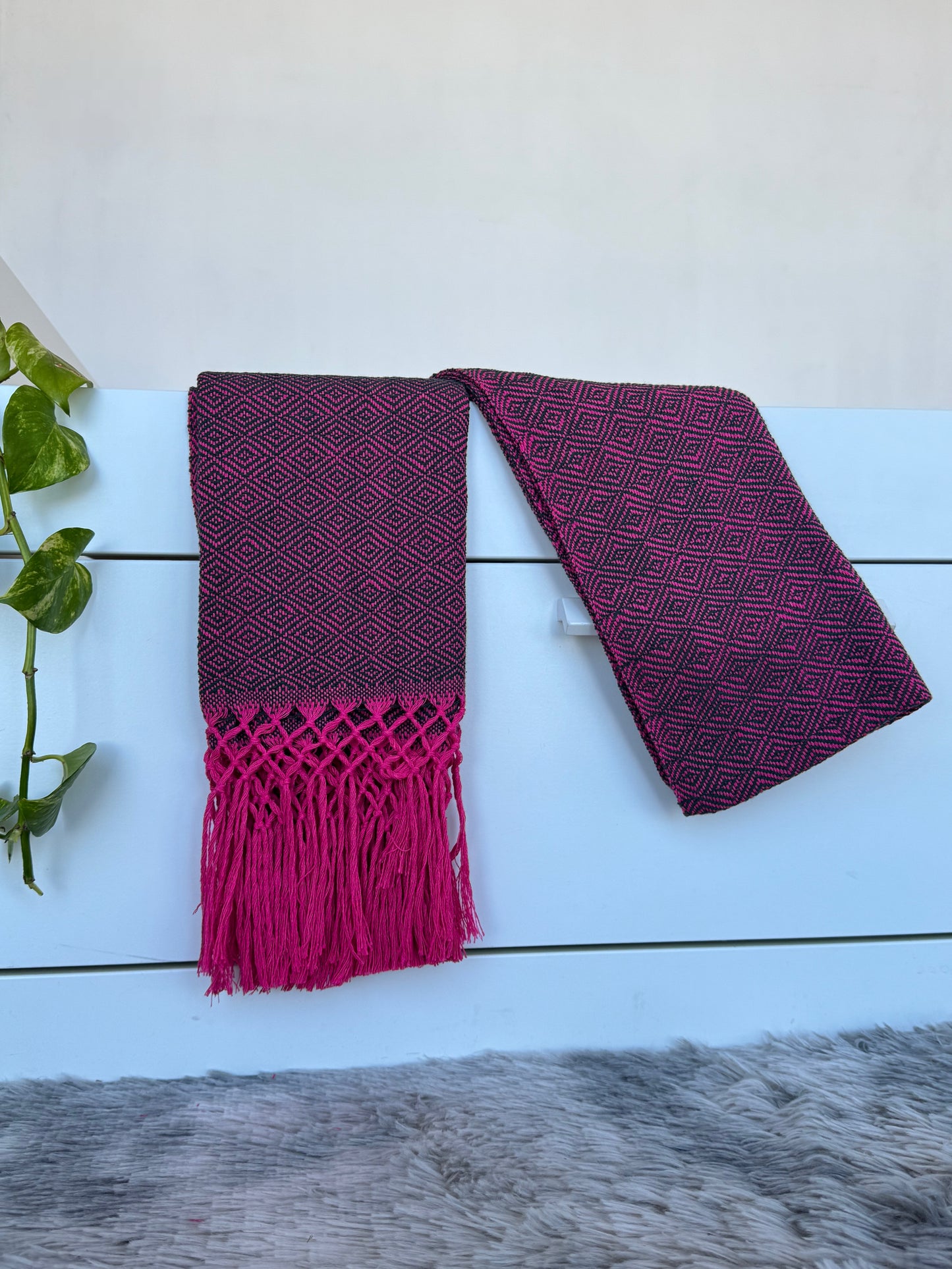 Rebozo de telar base rosa mexicano